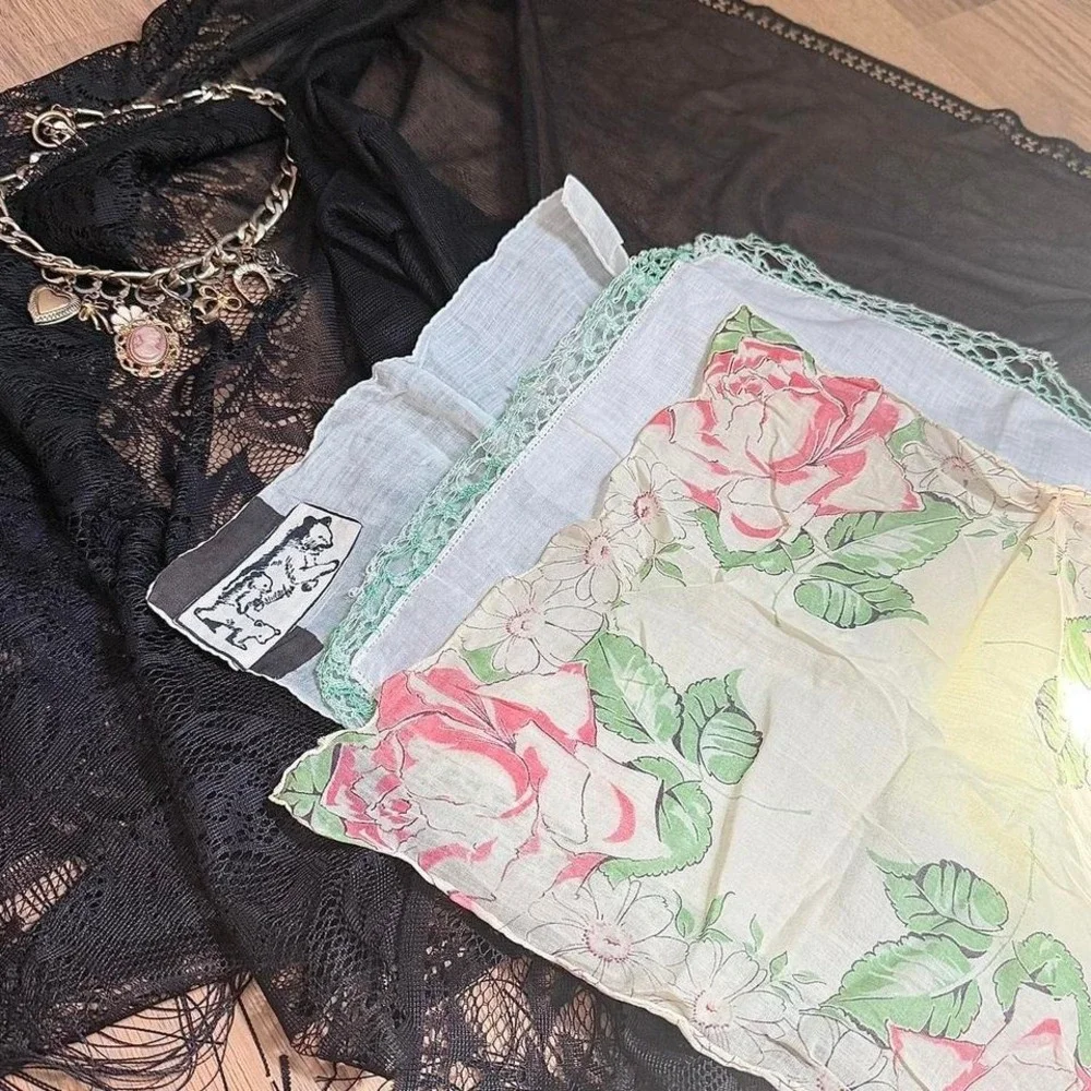 Vintage‎ handkerchief scarf bundle